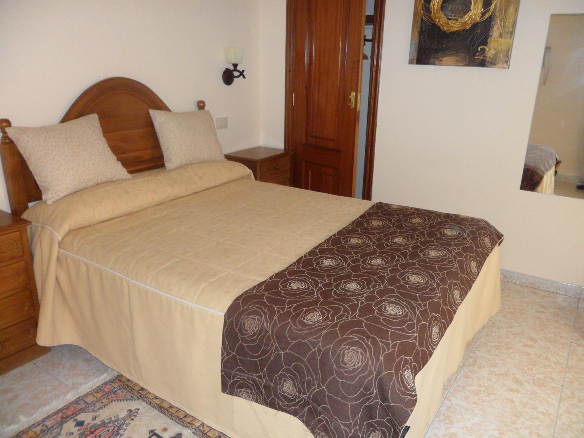 Hotel Avenida Baiona Sabaris Bagian luar foto