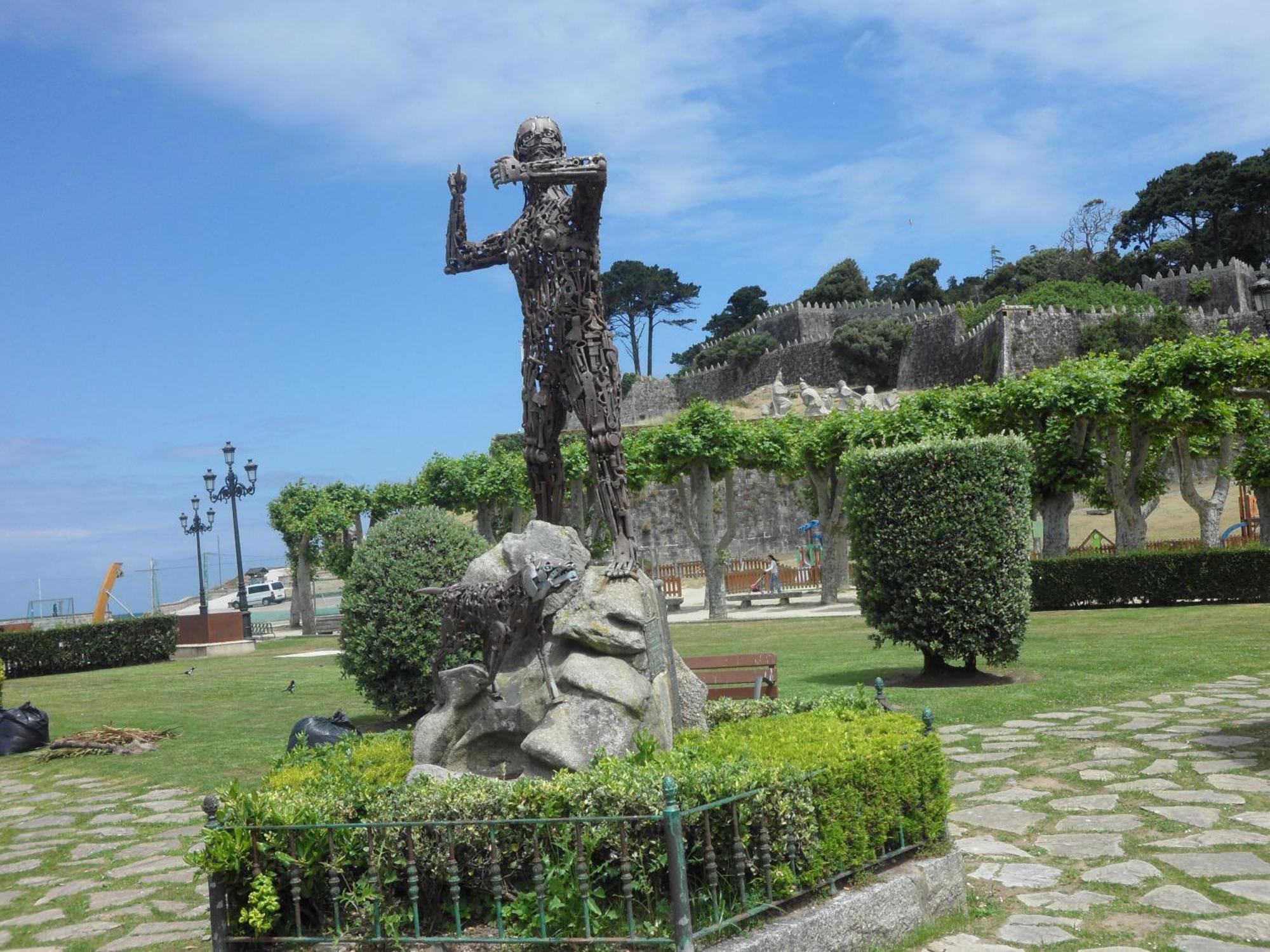 Hotel Avenida Baiona Sabaris Bagian luar foto