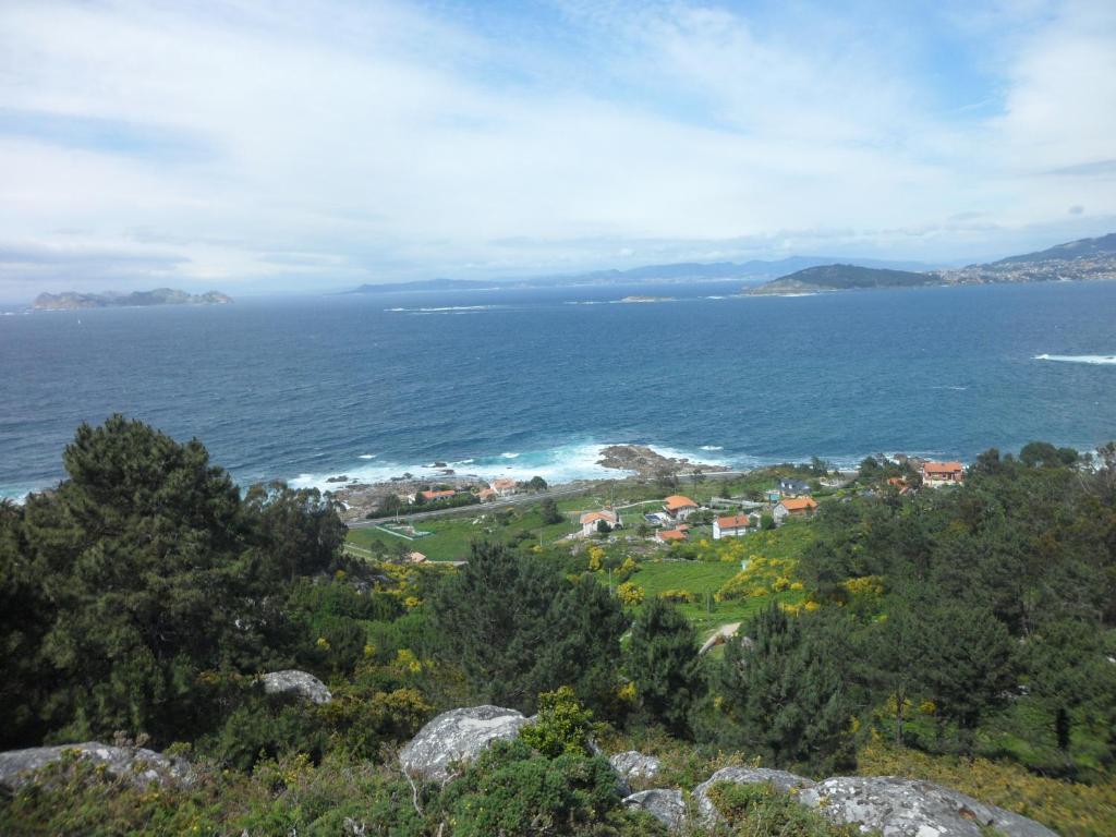 Hotel Avenida Baiona Sabaris Bagian luar foto